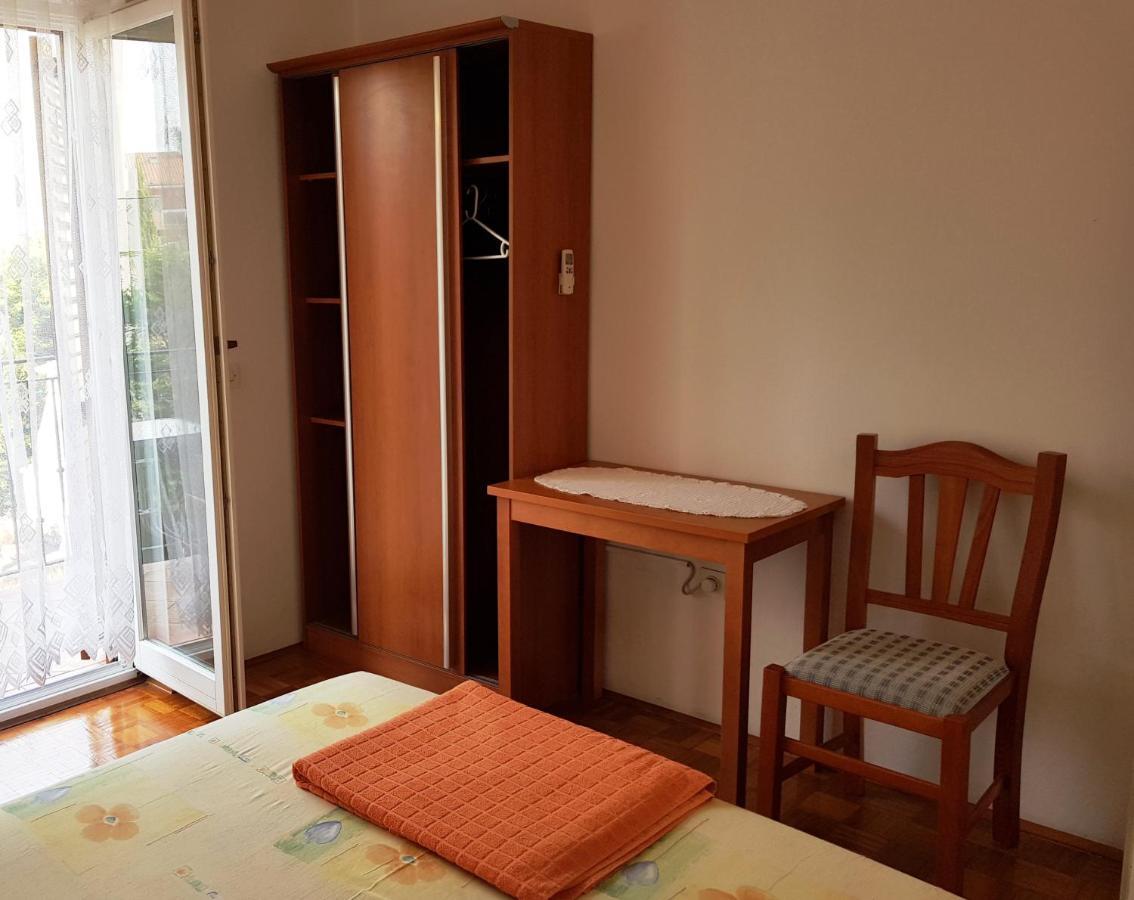 ロヴィニCasa Nadaアパートメント エクステリア 写真